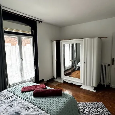 Maison Chaleureuse 160 M2 Avec Grand Jardin * Anzin