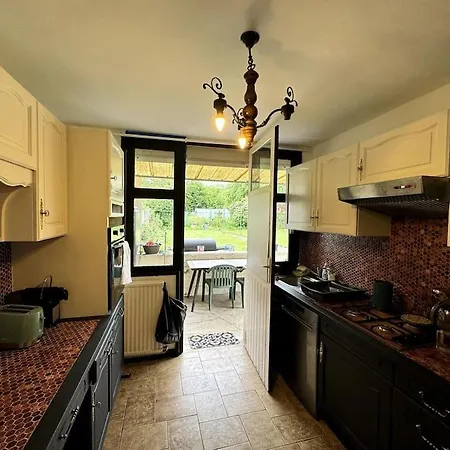Maison Chaleureuse 160 M2 Avec Grand Jardin Apartmán *