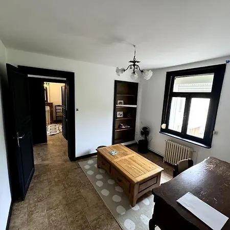 Maison Chaleureuse 160 M2 Avec Grand Jardin * Anzin